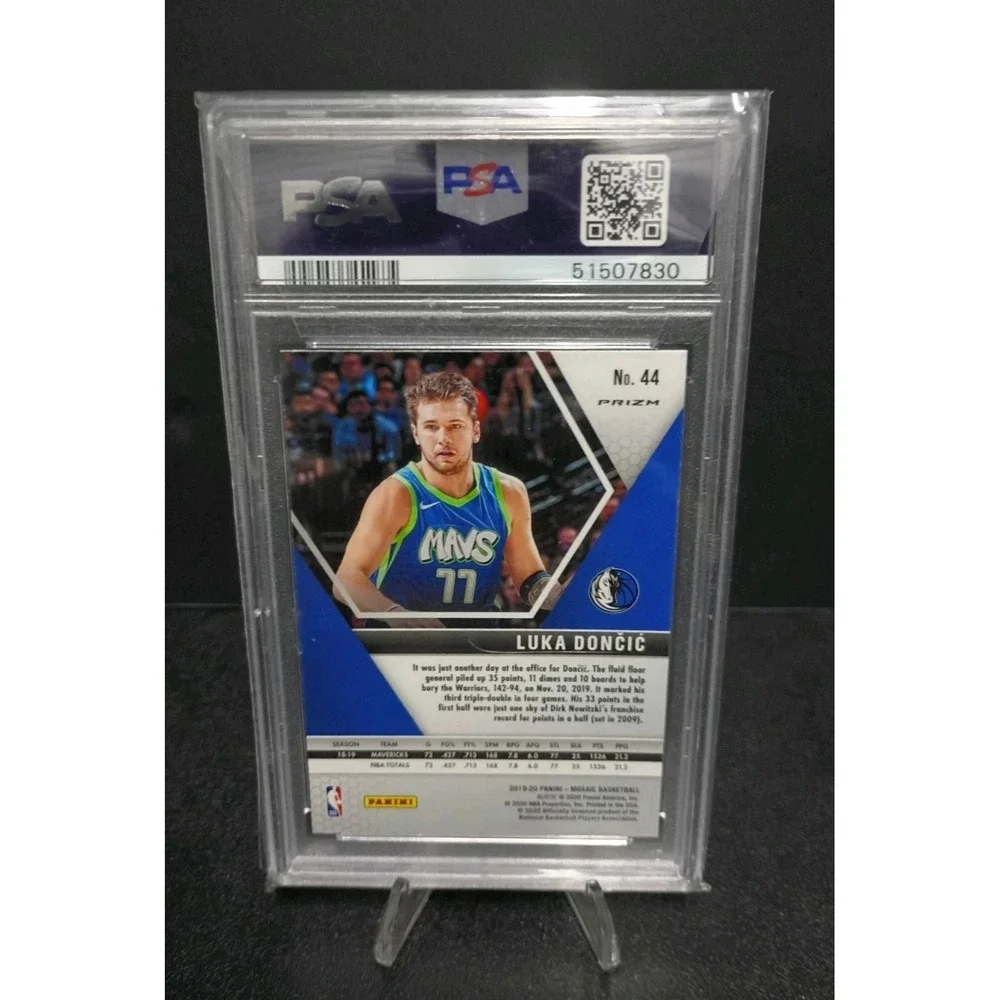2019-20 Panini Mosaic Luka Doncic Green Mosaic #44 PSA 10 GEM MT NBA Card